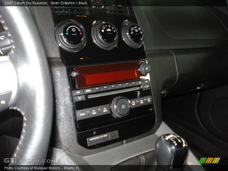 Silver Graphite / Black 2007 Saturn Sky Roadster