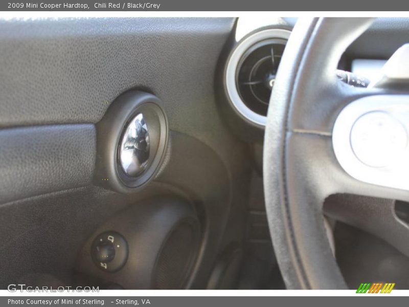 Chili Red / Black/Grey 2009 Mini Cooper Hardtop