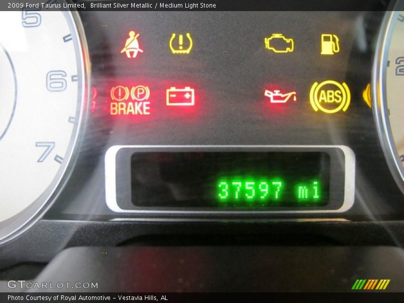Brilliant Silver Metallic / Medium Light Stone 2009 Ford Taurus Limited