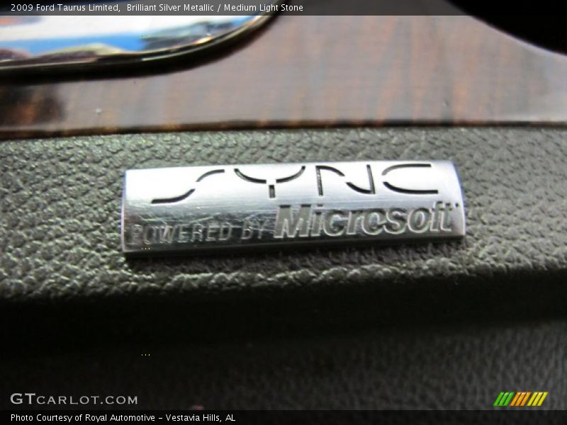 Brilliant Silver Metallic / Medium Light Stone 2009 Ford Taurus Limited