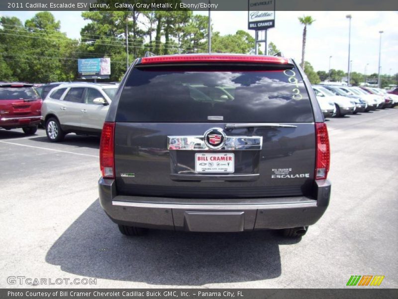 Galaxy Gray Metallic / Ebony/Ebony 2011 Cadillac Escalade ESV Luxury