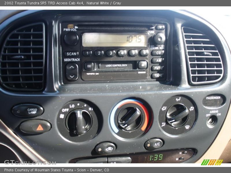 Natural White / Gray 2002 Toyota Tundra SR5 TRD Access Cab 4x4