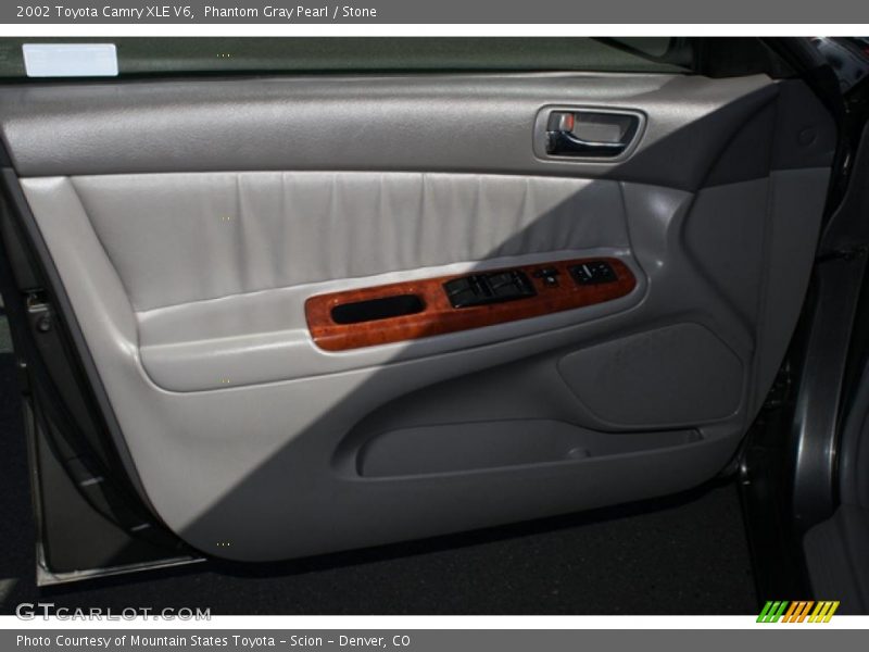 Phantom Gray Pearl / Stone 2002 Toyota Camry XLE V6