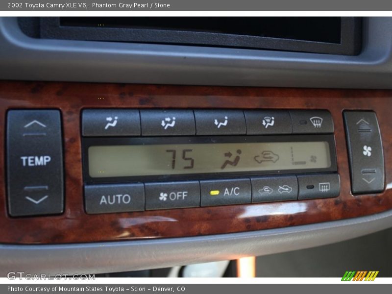 Phantom Gray Pearl / Stone 2002 Toyota Camry XLE V6