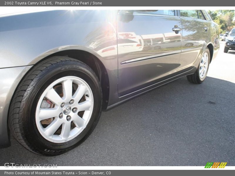 Phantom Gray Pearl / Stone 2002 Toyota Camry XLE V6
