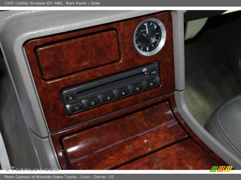 Black Raven / Shale 2005 Cadillac Escalade ESV AWD