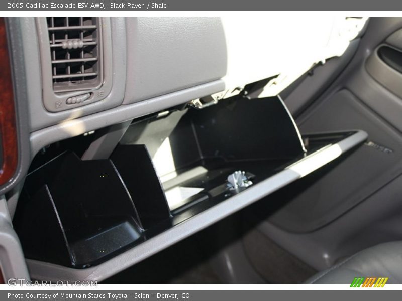 Black Raven / Shale 2005 Cadillac Escalade ESV AWD