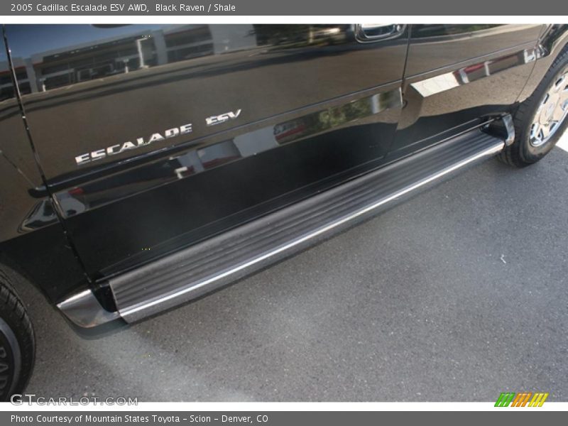 Black Raven / Shale 2005 Cadillac Escalade ESV AWD