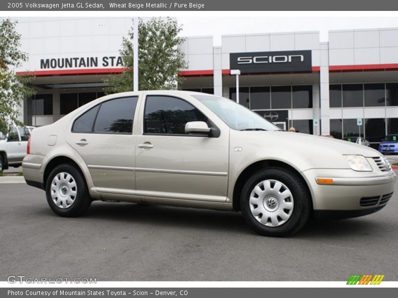 Wheat Beige Metallic / Pure Beige 2005 Volkswagen Jetta GL Sedan