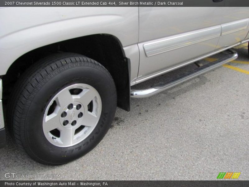 Silver Birch Metallic / Dark Charcoal 2007 Chevrolet Silverado 1500 Classic LT Extended Cab 4x4