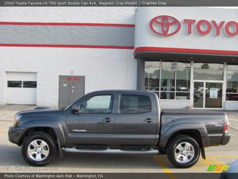 Magnetic Gray Metallic / Graphite Gray 2009 Toyota Tacoma V6 TRD Sport Double Cab 4x4