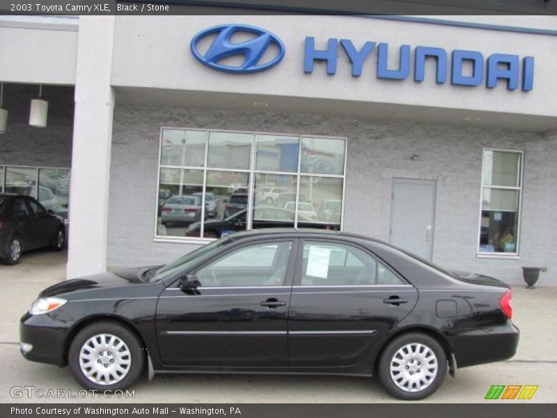 Black / Stone 2003 Toyota Camry XLE