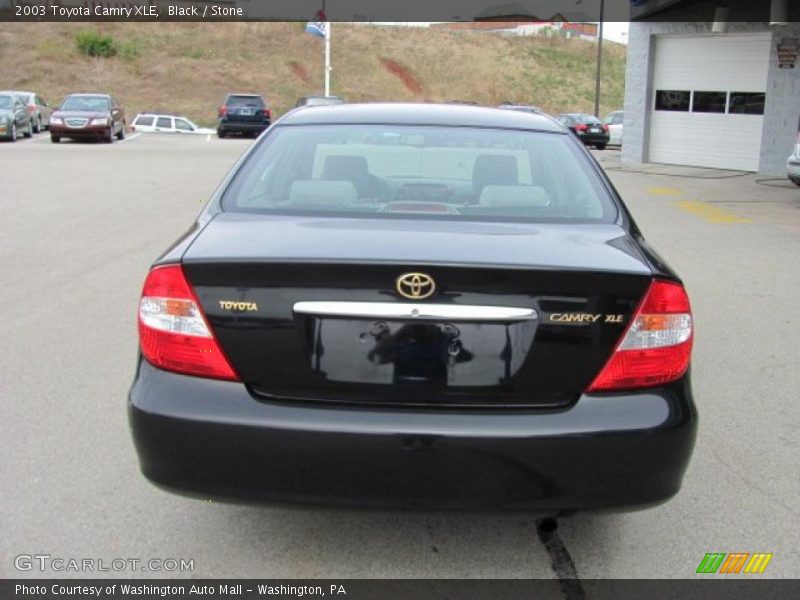 Black / Stone 2003 Toyota Camry XLE