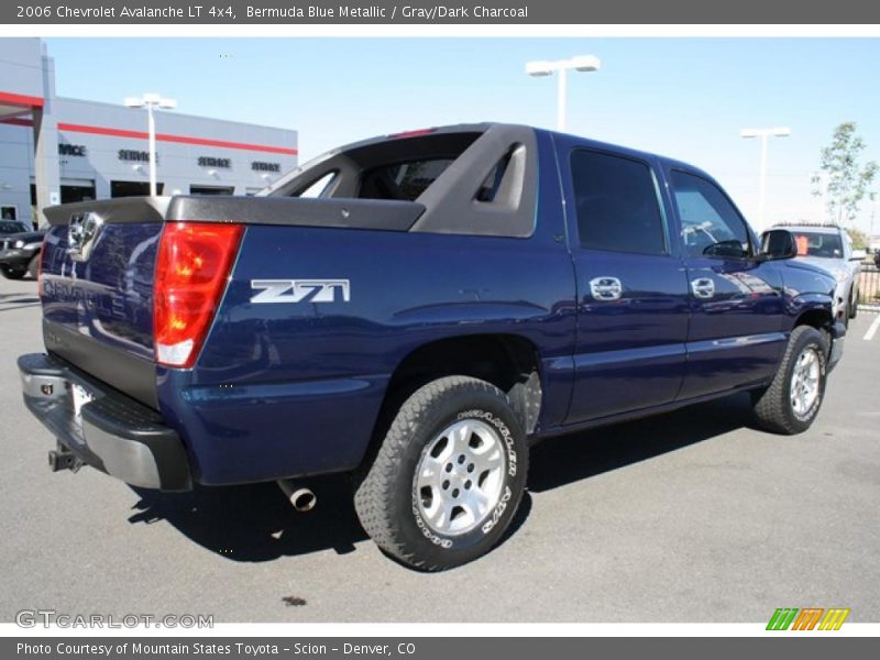 Bermuda Blue Metallic / Gray/Dark Charcoal 2006 Chevrolet Avalanche LT 4x4