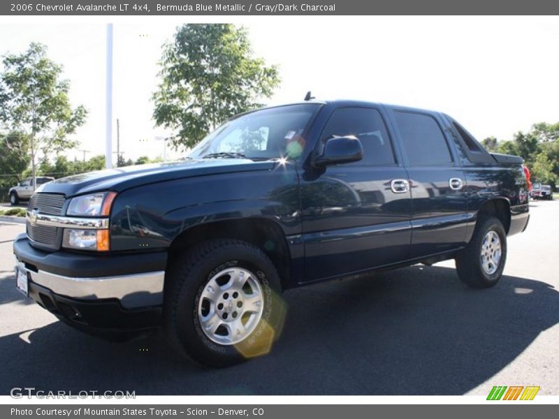 Bermuda Blue Metallic / Gray/Dark Charcoal 2006 Chevrolet Avalanche LT 4x4