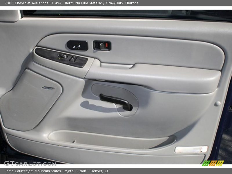 Bermuda Blue Metallic / Gray/Dark Charcoal 2006 Chevrolet Avalanche LT 4x4