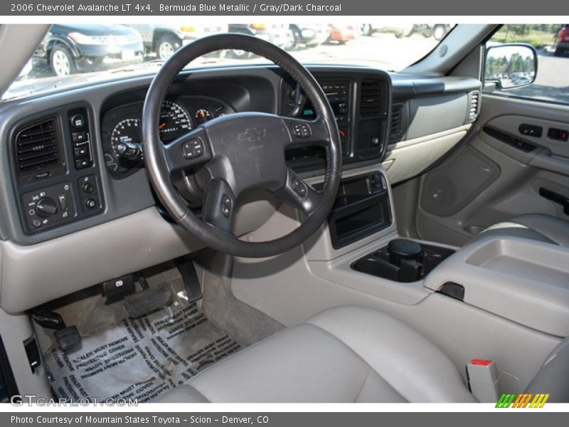 Bermuda Blue Metallic / Gray/Dark Charcoal 2006 Chevrolet Avalanche LT 4x4