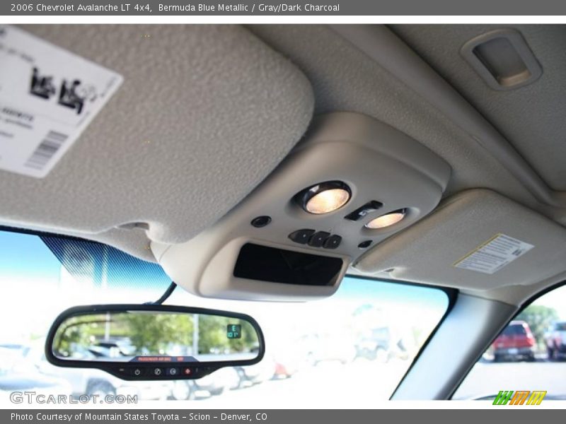 Bermuda Blue Metallic / Gray/Dark Charcoal 2006 Chevrolet Avalanche LT 4x4