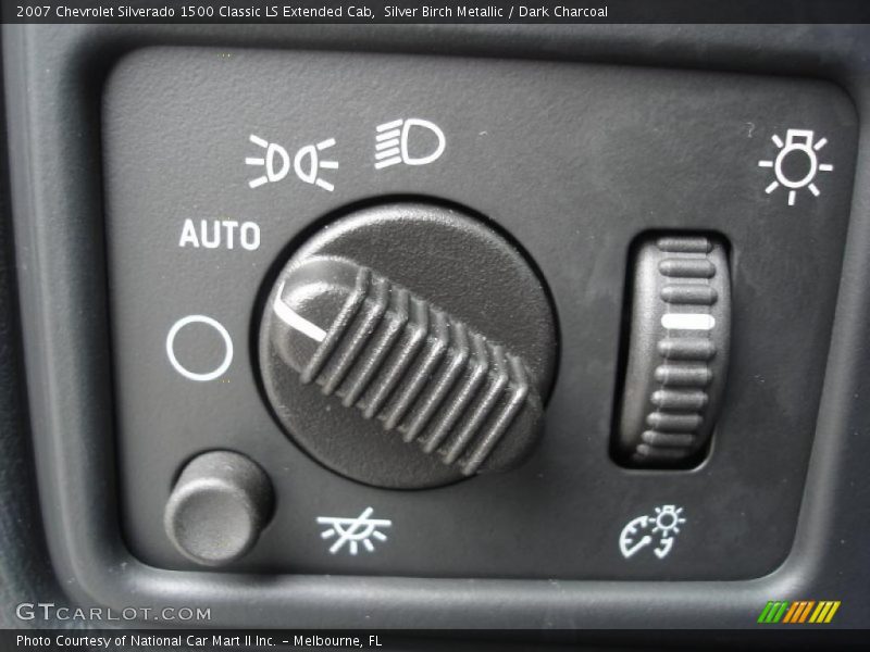 Silver Birch Metallic / Dark Charcoal 2007 Chevrolet Silverado 1500 Classic LS Extended Cab