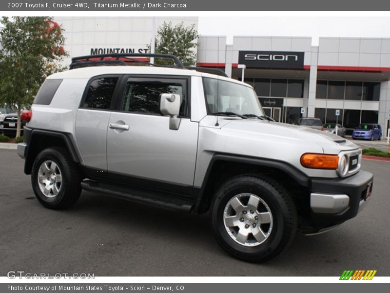 Titanium Metallic / Dark Charcoal 2007 Toyota FJ Cruiser 4WD