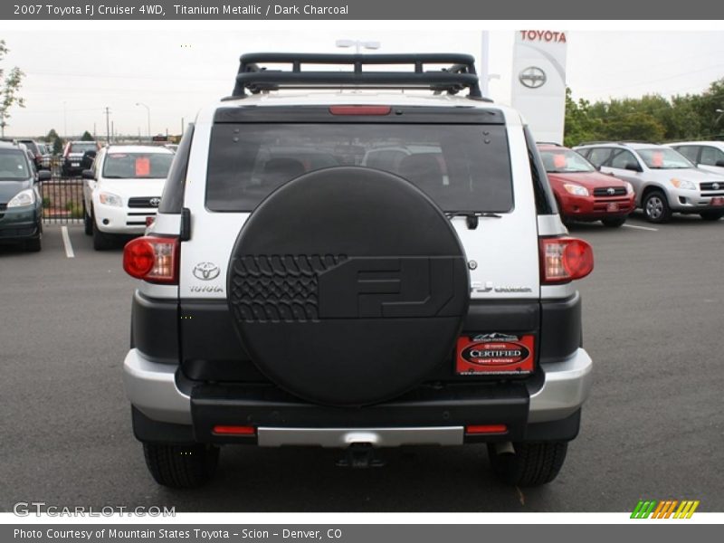 Titanium Metallic / Dark Charcoal 2007 Toyota FJ Cruiser 4WD