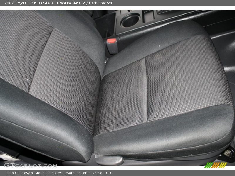 Titanium Metallic / Dark Charcoal 2007 Toyota FJ Cruiser 4WD