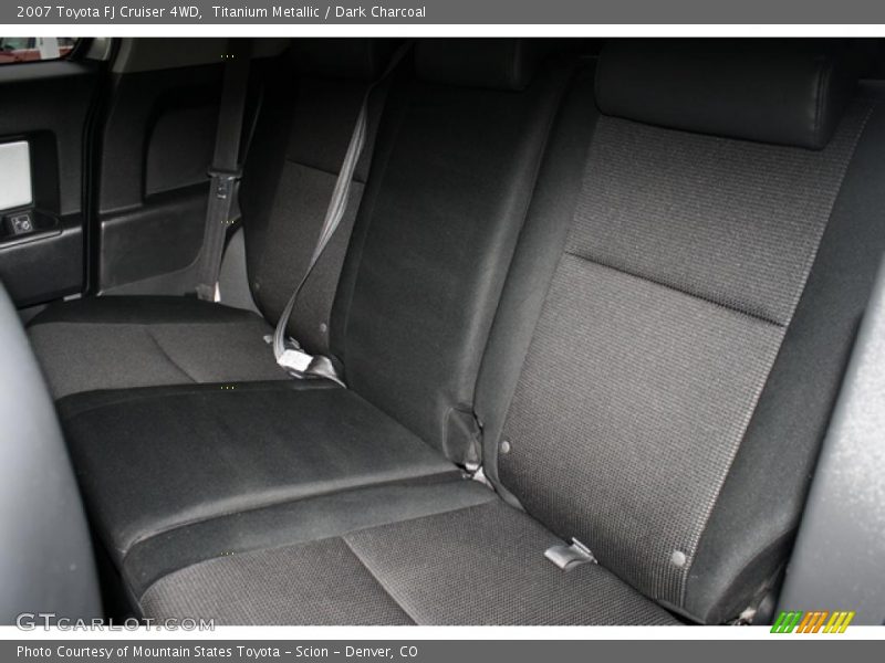 Titanium Metallic / Dark Charcoal 2007 Toyota FJ Cruiser 4WD