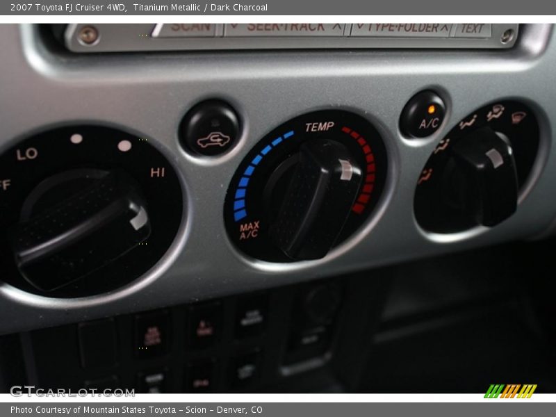 Titanium Metallic / Dark Charcoal 2007 Toyota FJ Cruiser 4WD