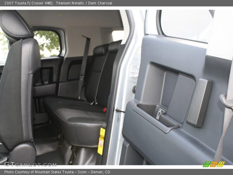 Titanium Metallic / Dark Charcoal 2007 Toyota FJ Cruiser 4WD