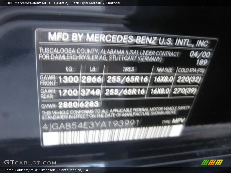 Black Opal Metallic / Charcoal 2000 Mercedes-Benz ML 320 4Matic