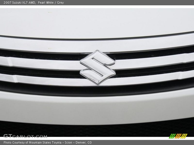 Pearl White / Grey 2007 Suzuki XL7 AWD