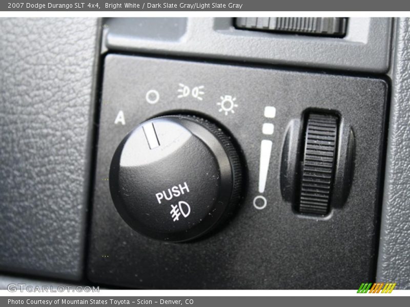 Bright White / Dark Slate Gray/Light Slate Gray 2007 Dodge Durango SLT 4x4