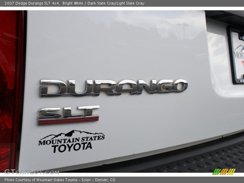 Bright White / Dark Slate Gray/Light Slate Gray 2007 Dodge Durango SLT 4x4