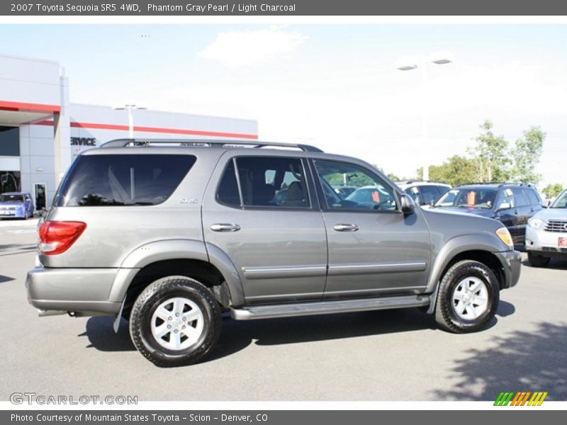 Phantom Gray Pearl / Light Charcoal 2007 Toyota Sequoia SR5 4WD