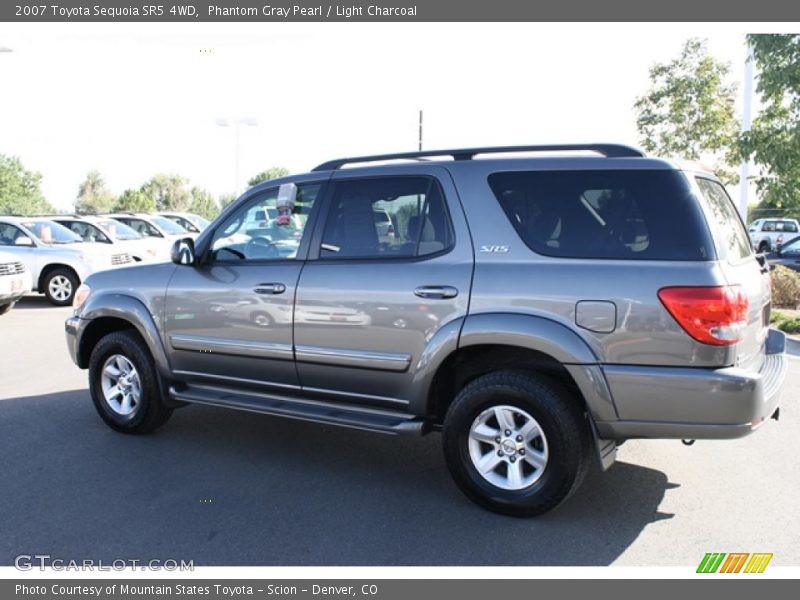 Phantom Gray Pearl / Light Charcoal 2007 Toyota Sequoia SR5 4WD