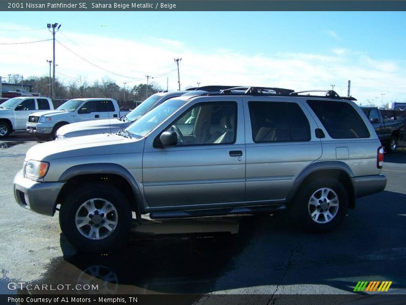 Sahara Beige Metallic / Beige 2001 Nissan Pathfinder SE