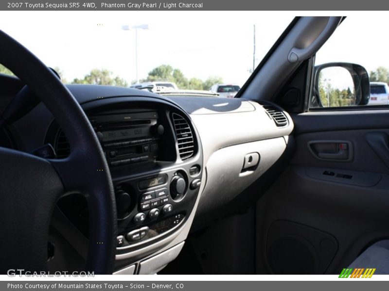 Phantom Gray Pearl / Light Charcoal 2007 Toyota Sequoia SR5 4WD