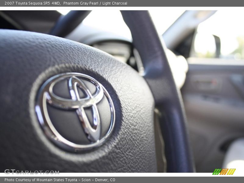 Phantom Gray Pearl / Light Charcoal 2007 Toyota Sequoia SR5 4WD