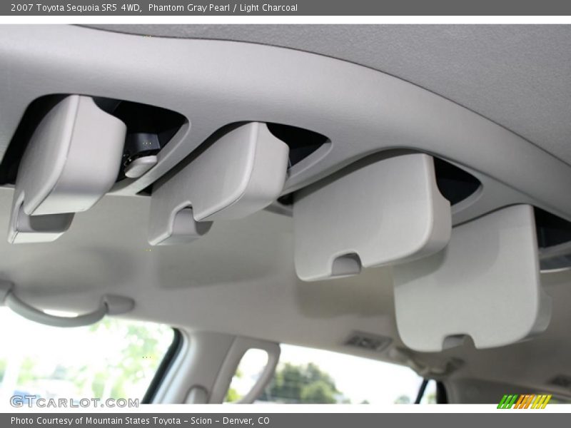 Phantom Gray Pearl / Light Charcoal 2007 Toyota Sequoia SR5 4WD