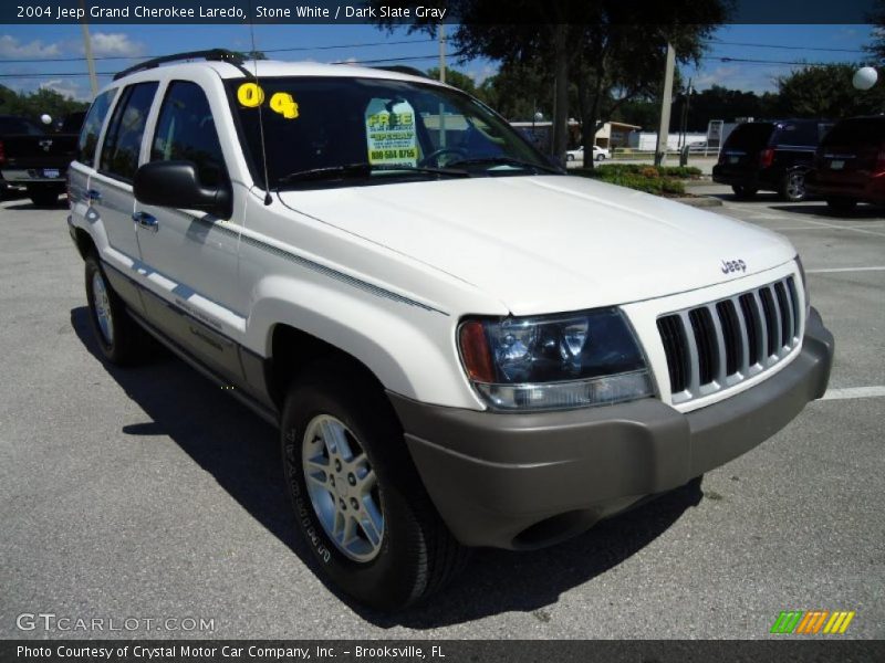 Stone White / Dark Slate Gray 2004 Jeep Grand Cherokee Laredo