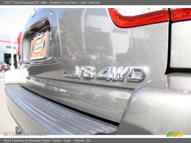 Phantom Gray Pearl / Light Charcoal 2007 Toyota Sequoia SR5 4WD
