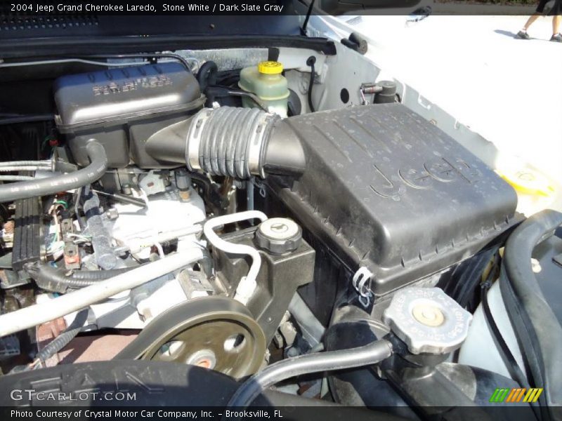 Stone White / Dark Slate Gray 2004 Jeep Grand Cherokee Laredo
