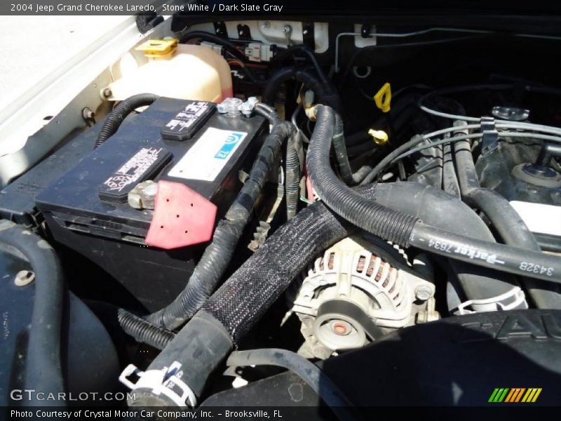Stone White / Dark Slate Gray 2004 Jeep Grand Cherokee Laredo