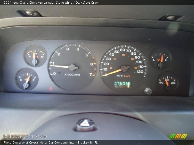 Stone White / Dark Slate Gray 2004 Jeep Grand Cherokee Laredo