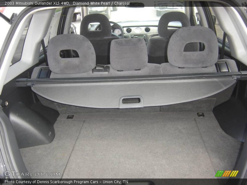 Diamond White Pearl / Charcoal 2003 Mitsubishi Outlander XLS 4WD