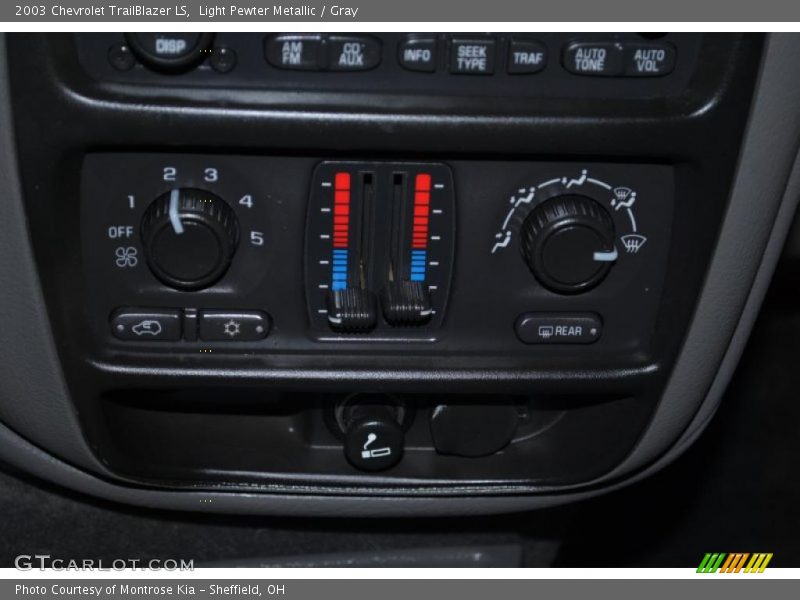 Light Pewter Metallic / Gray 2003 Chevrolet TrailBlazer LS