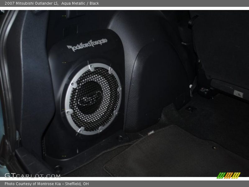 Aqua Metallic / Black 2007 Mitsubishi Outlander LS