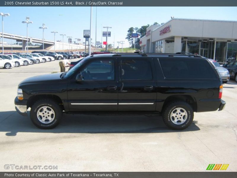 Black / Gray/Dark Charcoal 2005 Chevrolet Suburban 1500 LS 4x4