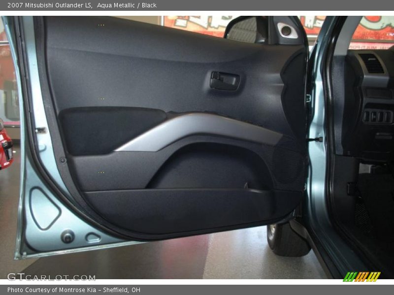 Aqua Metallic / Black 2007 Mitsubishi Outlander LS