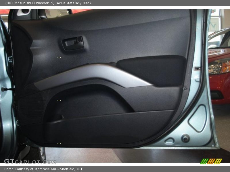 Aqua Metallic / Black 2007 Mitsubishi Outlander LS